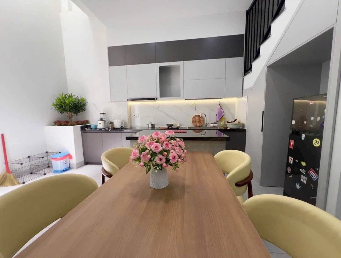 Nhà 2 mê mặt tiền Nguyễn Hữu Thấu, 100m², 6 tỷ 950 - Ảnh thu nhỏ 3