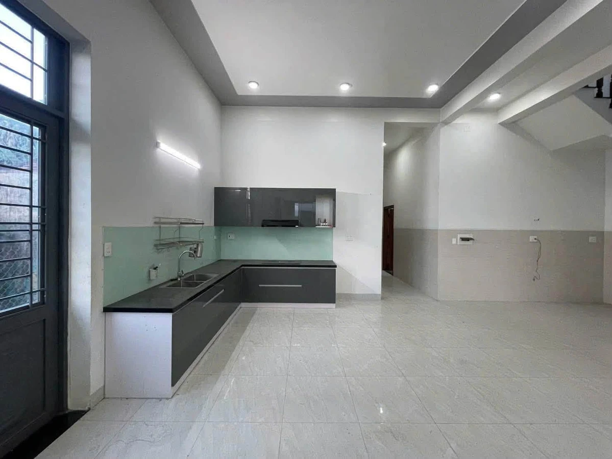 Bán nhà vườn 2 tầng 371m² Trần Anh Tông, Quảng Ngãi - Ảnh thu nhỏ 2