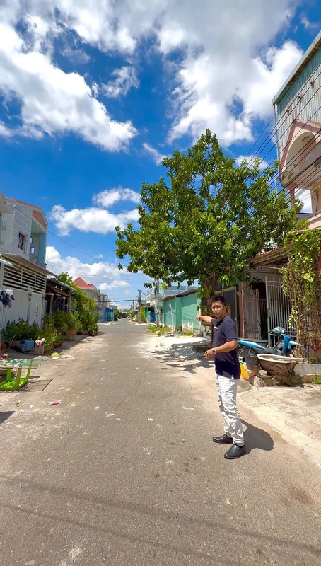 Bán nhà mặt tiền 75m² 2 phòng ngủ Phú Tài Phan Thiết 1,7 tỷ