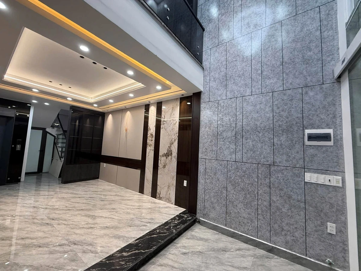 Bán nhà 5 tầng thang máy 40m2 ngõ 168 Hồ Sen, full nội thất, giá 6,5 tỷ - Ảnh thu nhỏ 3