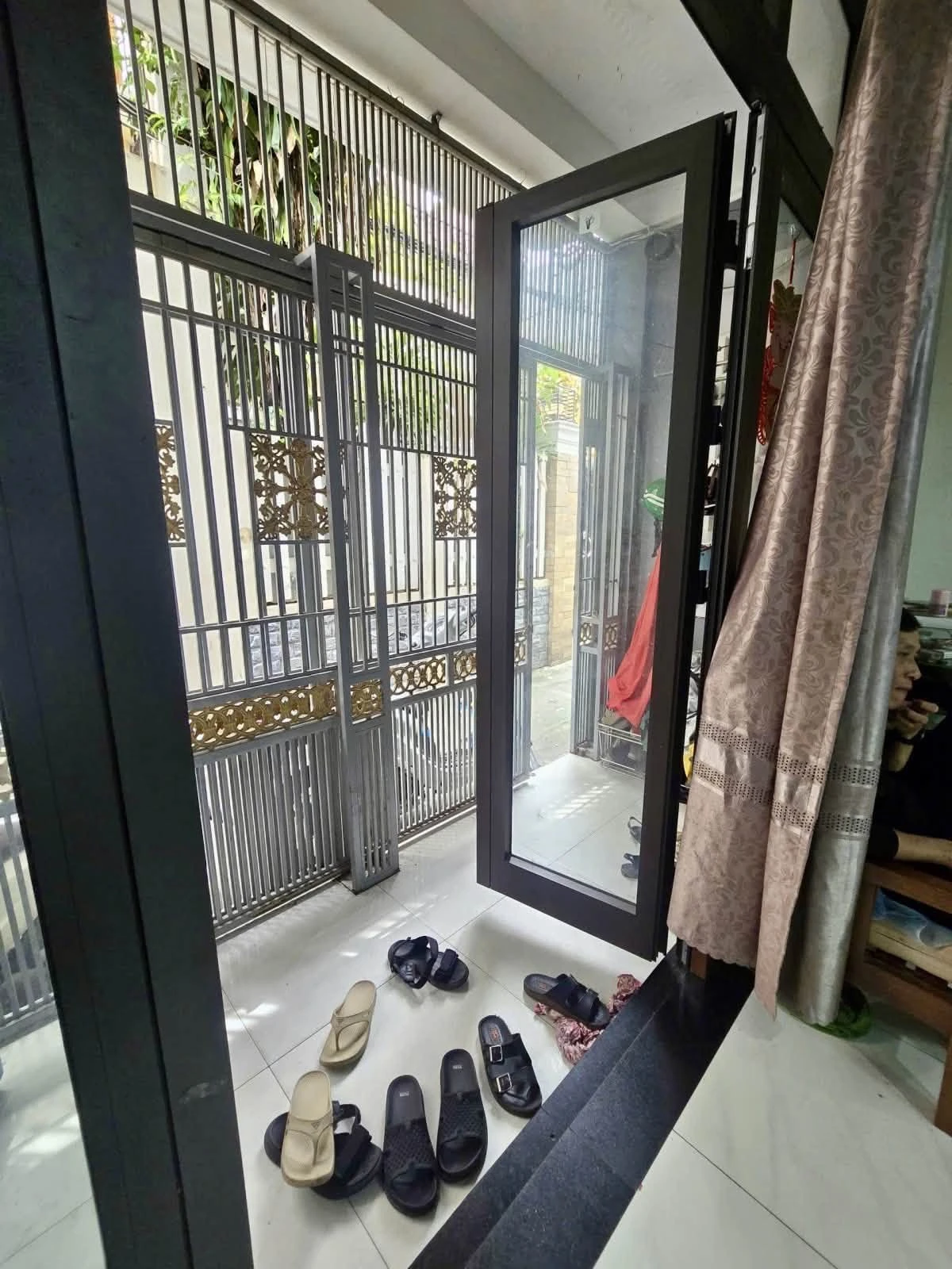 Bán nhà 2 tầng 38m2 sát mặt tiền đường Trần Cao Vân giá 2,68 tỷ - Ảnh 1