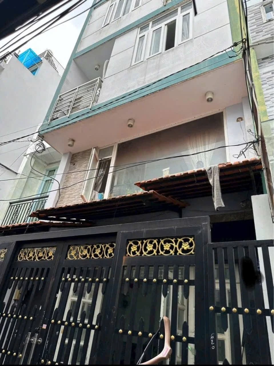 Bán nhà 5 tầng CHDV 8 phòng, 65m2, thu nhập 37 triệu/tháng, đường số 41 Quận 4 - Ảnh 1