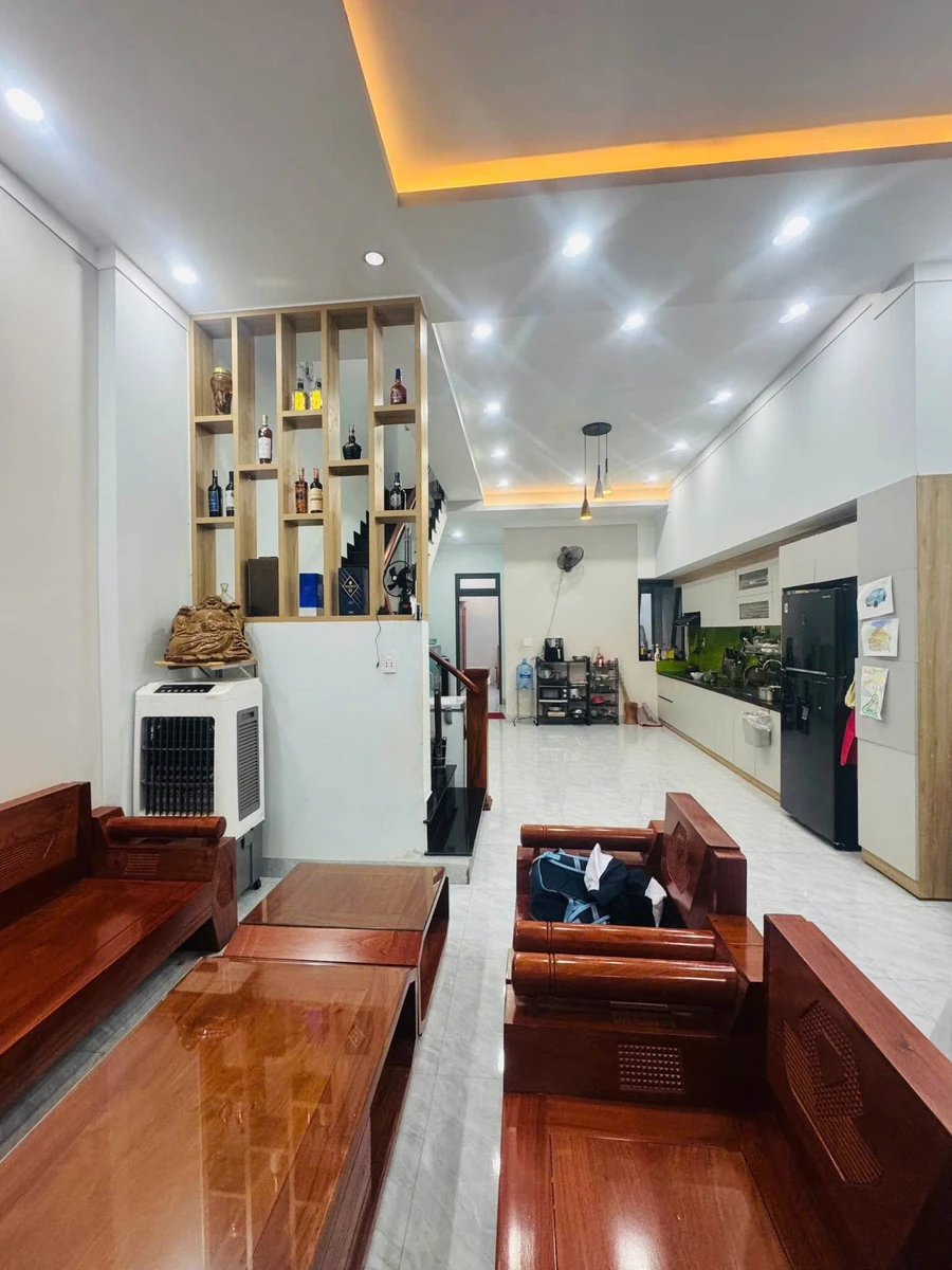 Bán nhà 3PN Nguyễn Văn Cừ 103m² giá 3,2 tỷ - Ảnh thu nhỏ 4