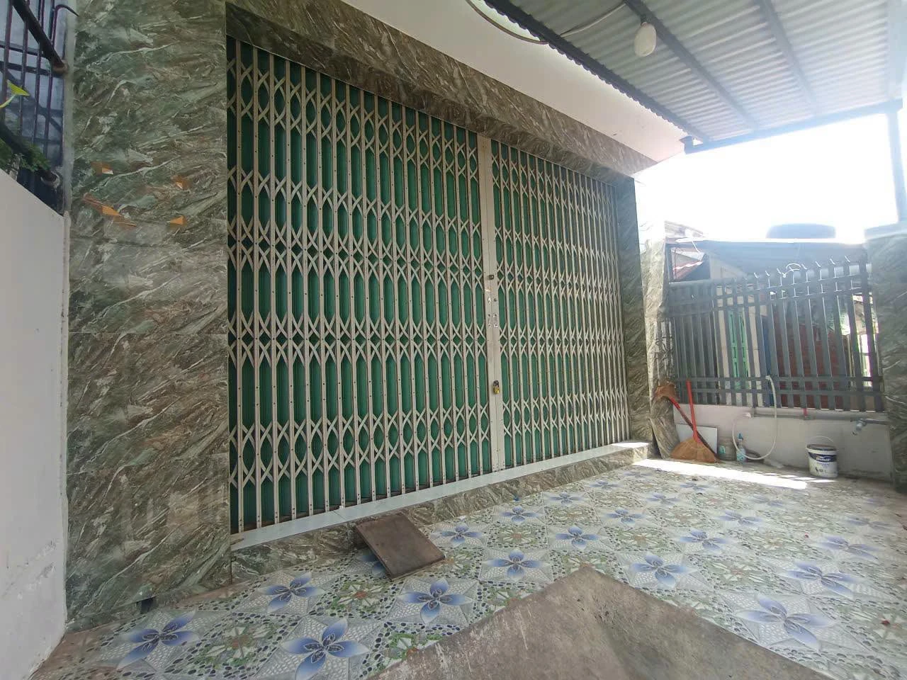 Bán nhà 87m² sát Hồ Điều Hoà, đường ô tô, 2 tỷ 5 - Ảnh 1