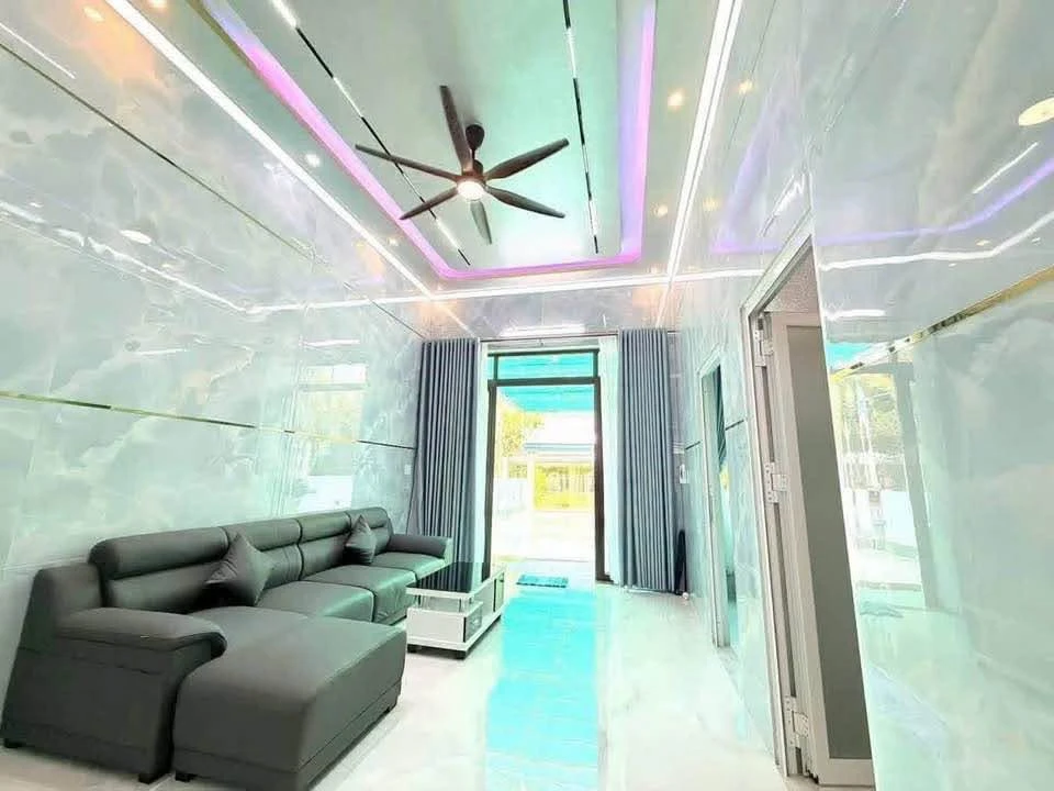 Bán nhà mặt tiền 300m² Định Hòa, Bình Dương, 4,75 tỷ - Ảnh thu nhỏ 5