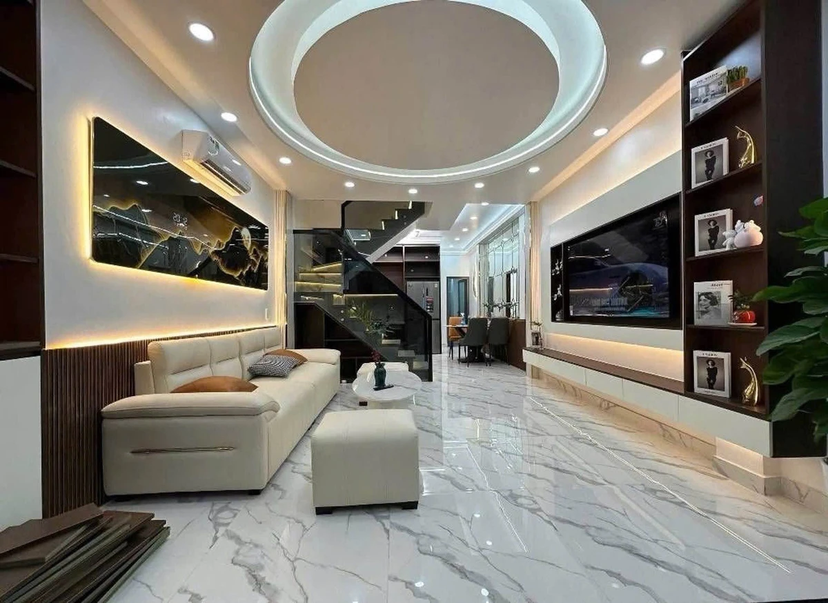 Bán nhà 4,3x13m Huỳnh Tấn Phát Quận 7, 7,6 tỷ - Ảnh thu nhỏ 2