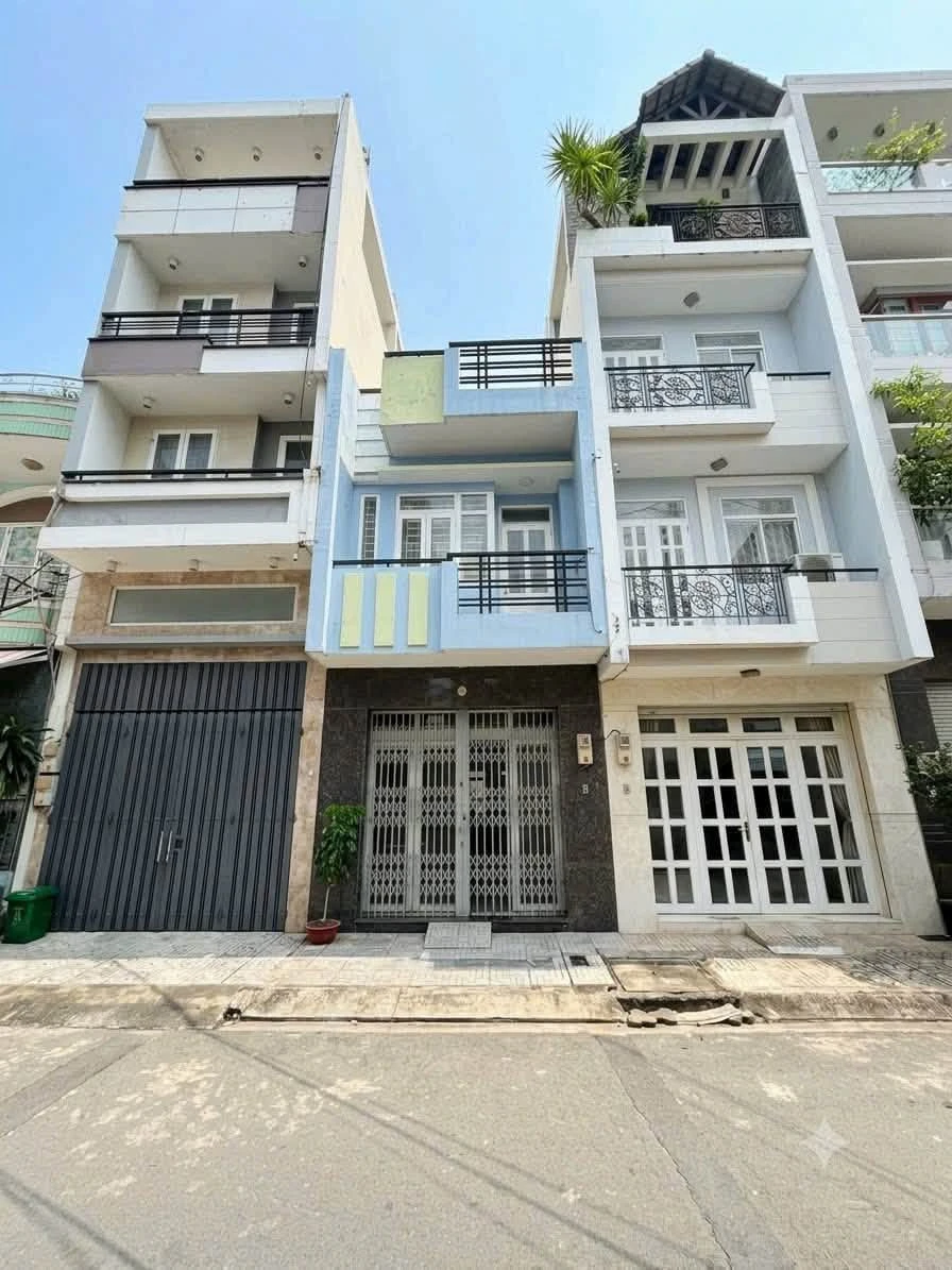 Bán nhà 3 tầng 66 m² Tân Bình gần Trường Chinh 8 tỷ - Ảnh 1