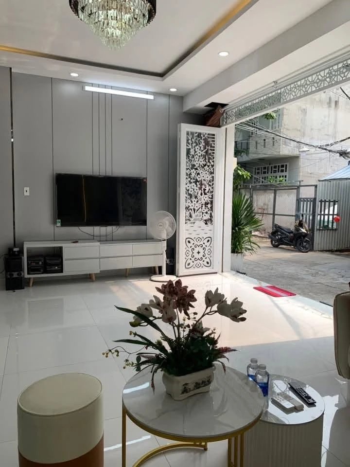 Bán nhà 4 tầng lô góc 55m2, 4PN, Huỳnh Tấn Phát, Nhà Bè, giá 6,68 tỷ - Ảnh thu nhỏ 3