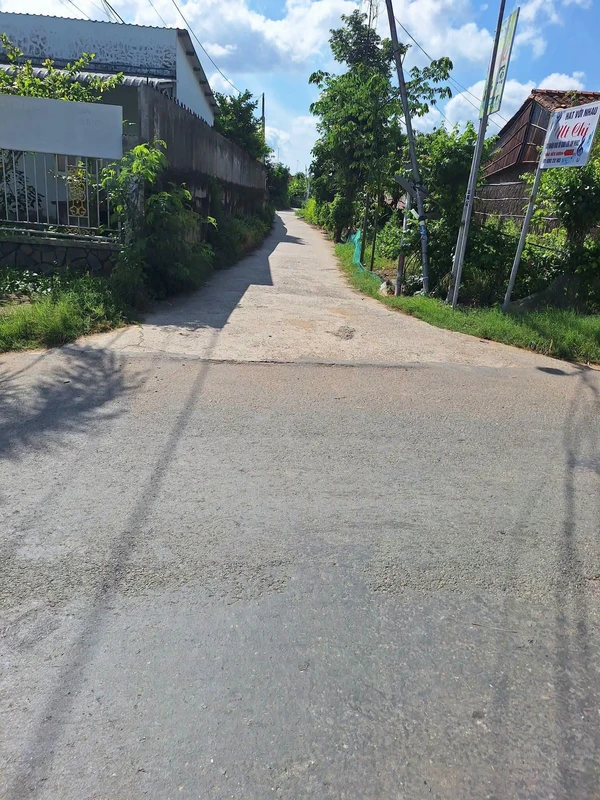 Bán nhà và đất hơn 1 công, 500m² nền tại bến Vựa, xã Vĩnh Hòa, Vĩnh Long giá 720 triệu