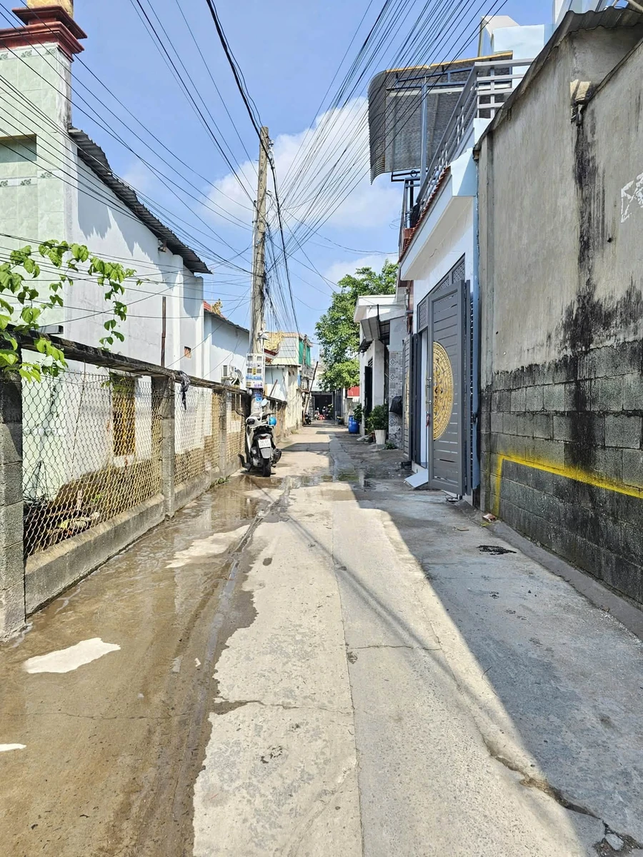 Bán nhà 1 trệt 1 lầu 2PN 66m² Dĩ An 4,2 tỷ - Ảnh thu nhỏ 2