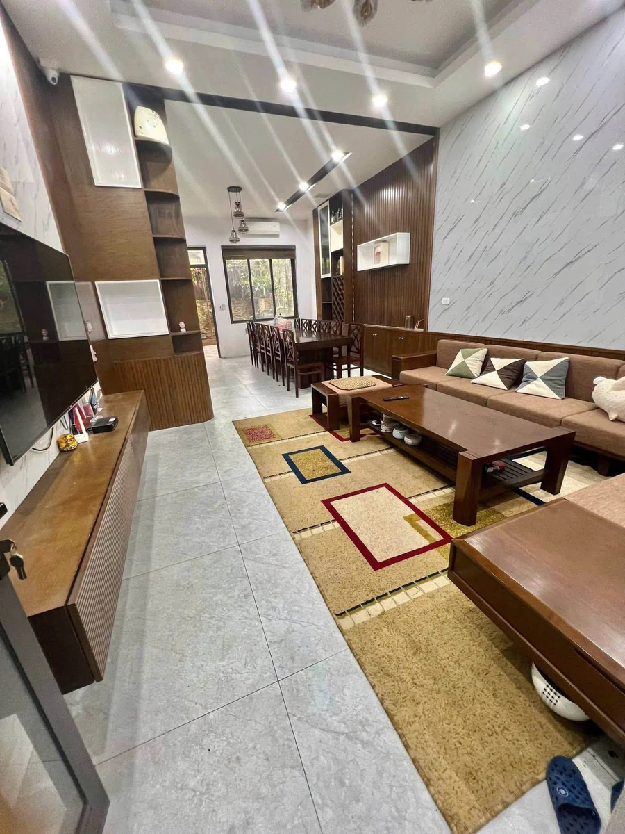 Bán nhà 3 tầng 122m2 Lý Công Uẩn, 3 phòng ngủ, 3,95 tỷ - Ảnh thu nhỏ 3