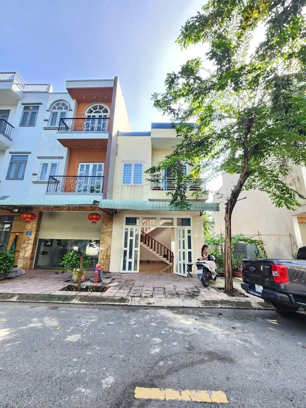 Bán nhà 1 trệt 1 lầu 70m2 Thuận Giao, Bình Dương