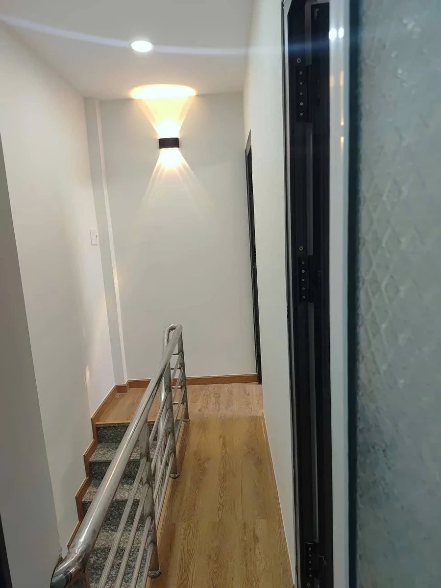Bán nhà SHR Quận 7 2PN 18.4m² giá 1 tỷ 980 triệu - Ảnh thu nhỏ 3