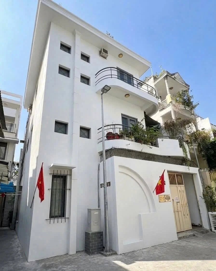 Bán nhà góc 2 mặt tiền 135m² Quận 5 - Ảnh thu nhỏ 4