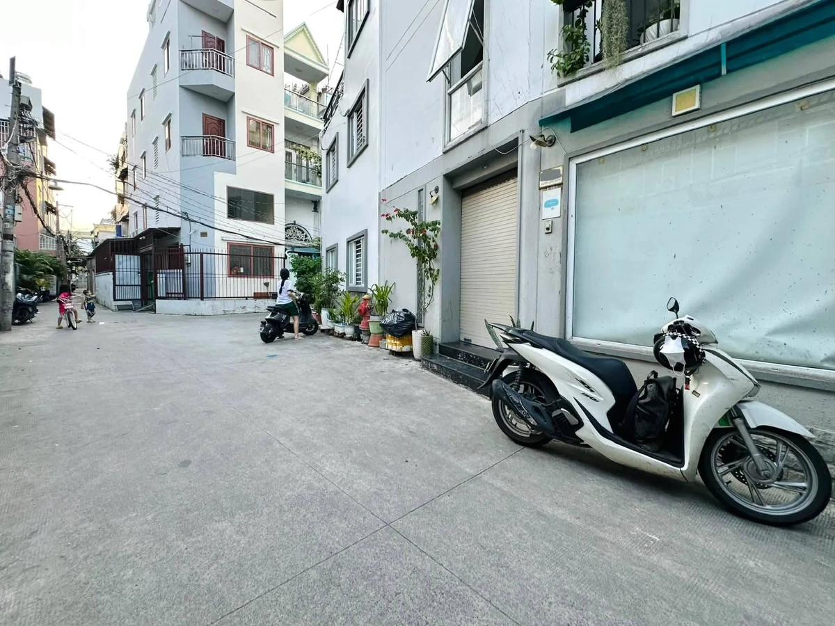 Bán nhà 5 tầng 40m² 3PN, căn góc gần trường Cầu Kiệu, Phú Nhuận, 6,8 tỷ - Ảnh thu nhỏ 2