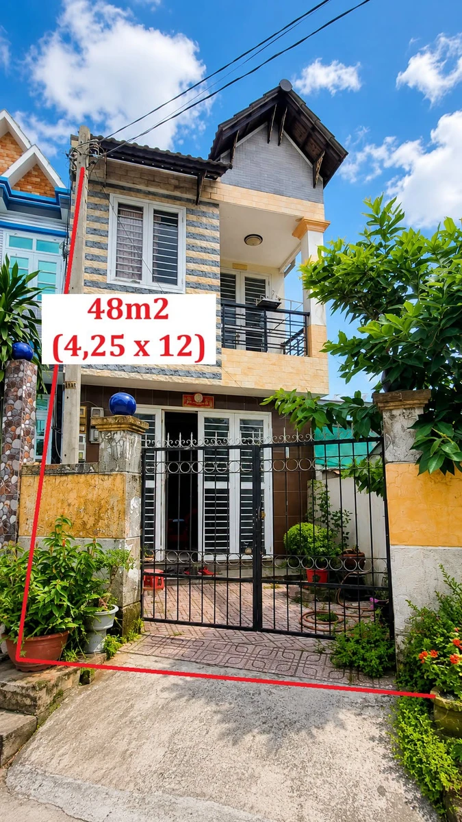 Bán nhà 1 trệt 1 lầu 49,3m² giá 2,2 tỷ tại Lái Thiêu, Thuận An, Bình Dương - Ảnh 1