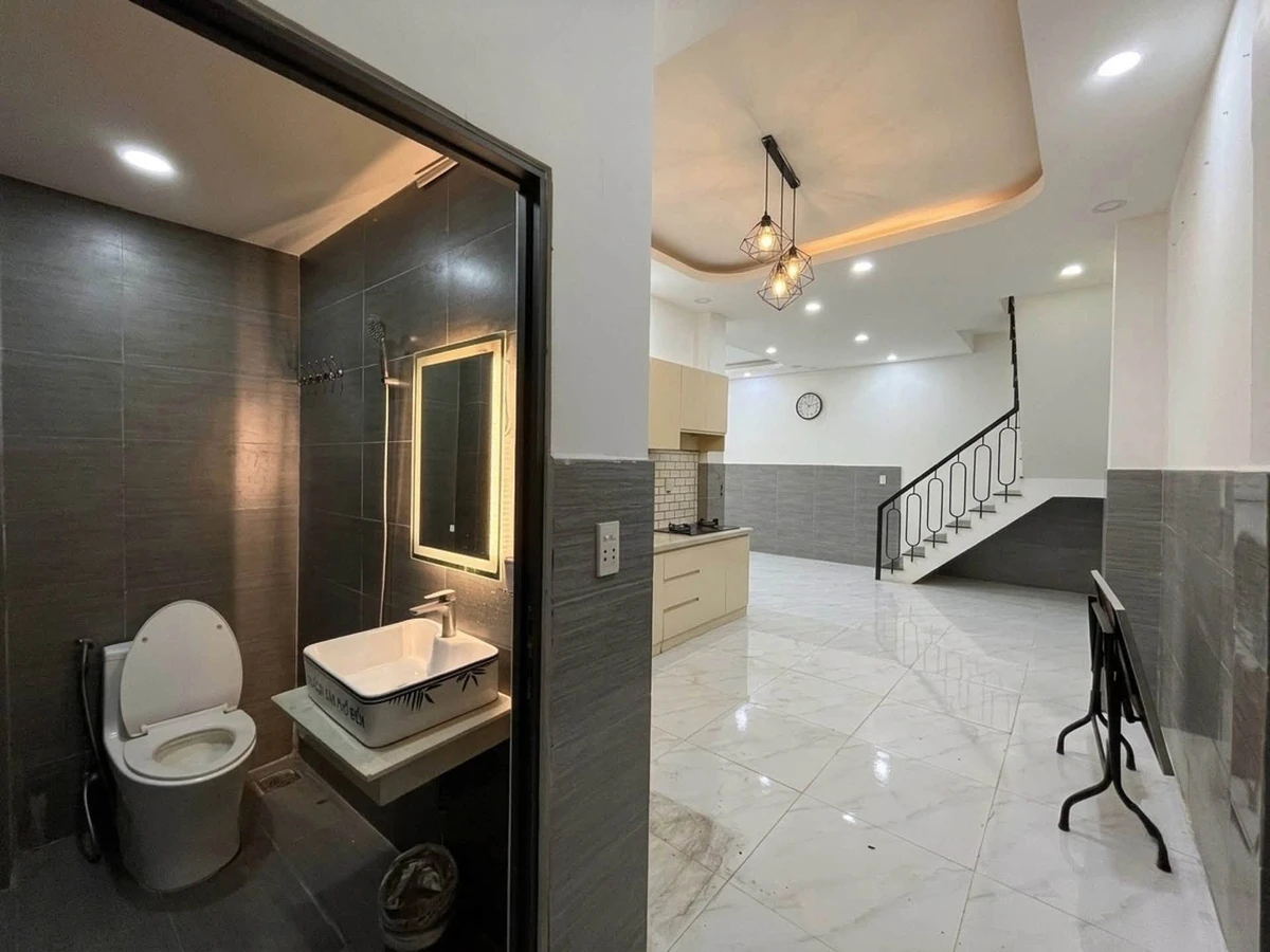 Bán nhà hẻm 2 tầng 43,5m2 đường Trường Sa, Quận 3, giá hơn 6 tỷ - Ảnh thu nhỏ 4
