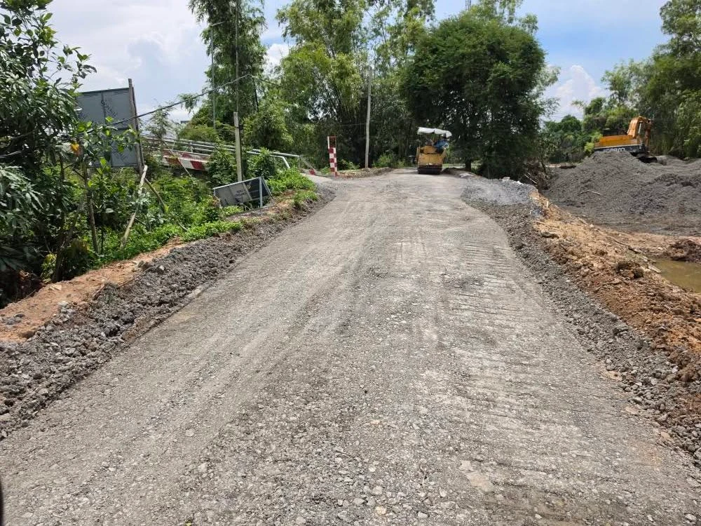 Bán đất nền và ruộng mặt tiền 8m x 135m gần chợ Phú Hiệp, Tam Nông, Đồng Tháp - Ảnh thu nhỏ 2