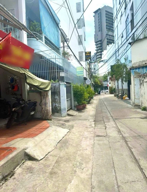 Bán nhà hẻm ô tô Tuệ Tĩnh Nha Trang 63m2, 10 tỷ