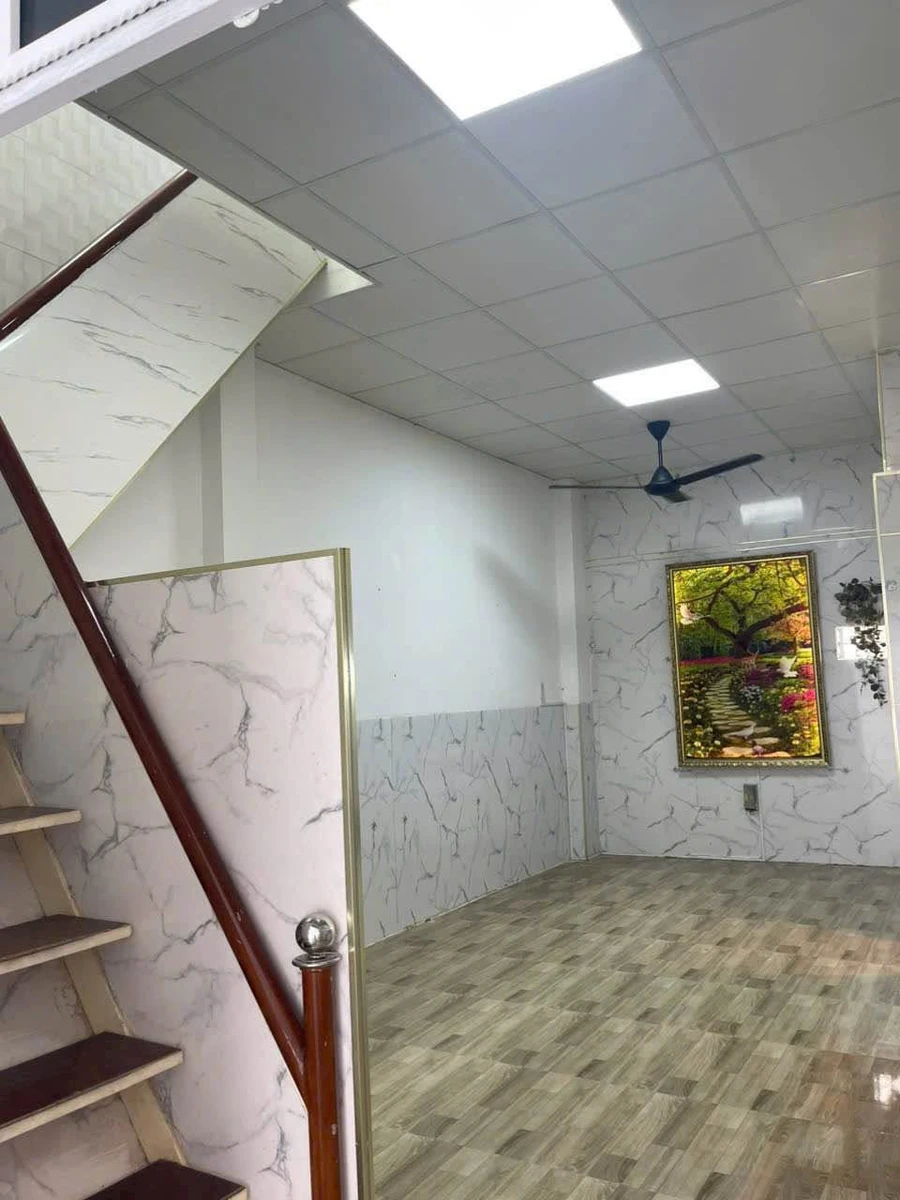 Bán nhà hẻm Dương Văn Nga, Nha Trang, 42m², 2PN 2WC, 2,2 tỷ - Ảnh thu nhỏ 3