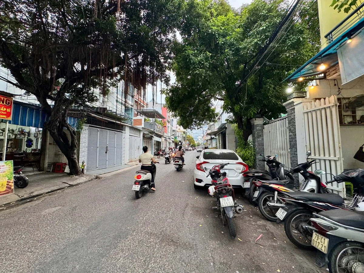 Bán nhà góc 2 mặt tiền Đồng Nai 65,8m2 - 5,8 tỷ Nha Trang - Ảnh thu nhỏ 2
