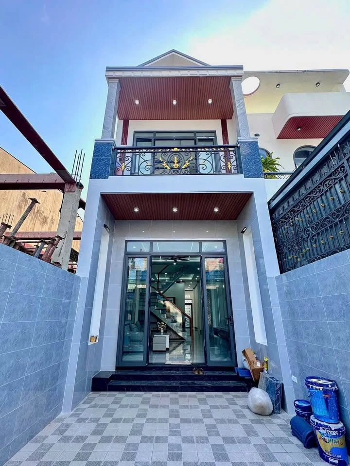 Nhà 1 trệt 1 lầu Trảng Dài, 105m², 4 tỷ 350 triệu - Ảnh thu nhỏ 2