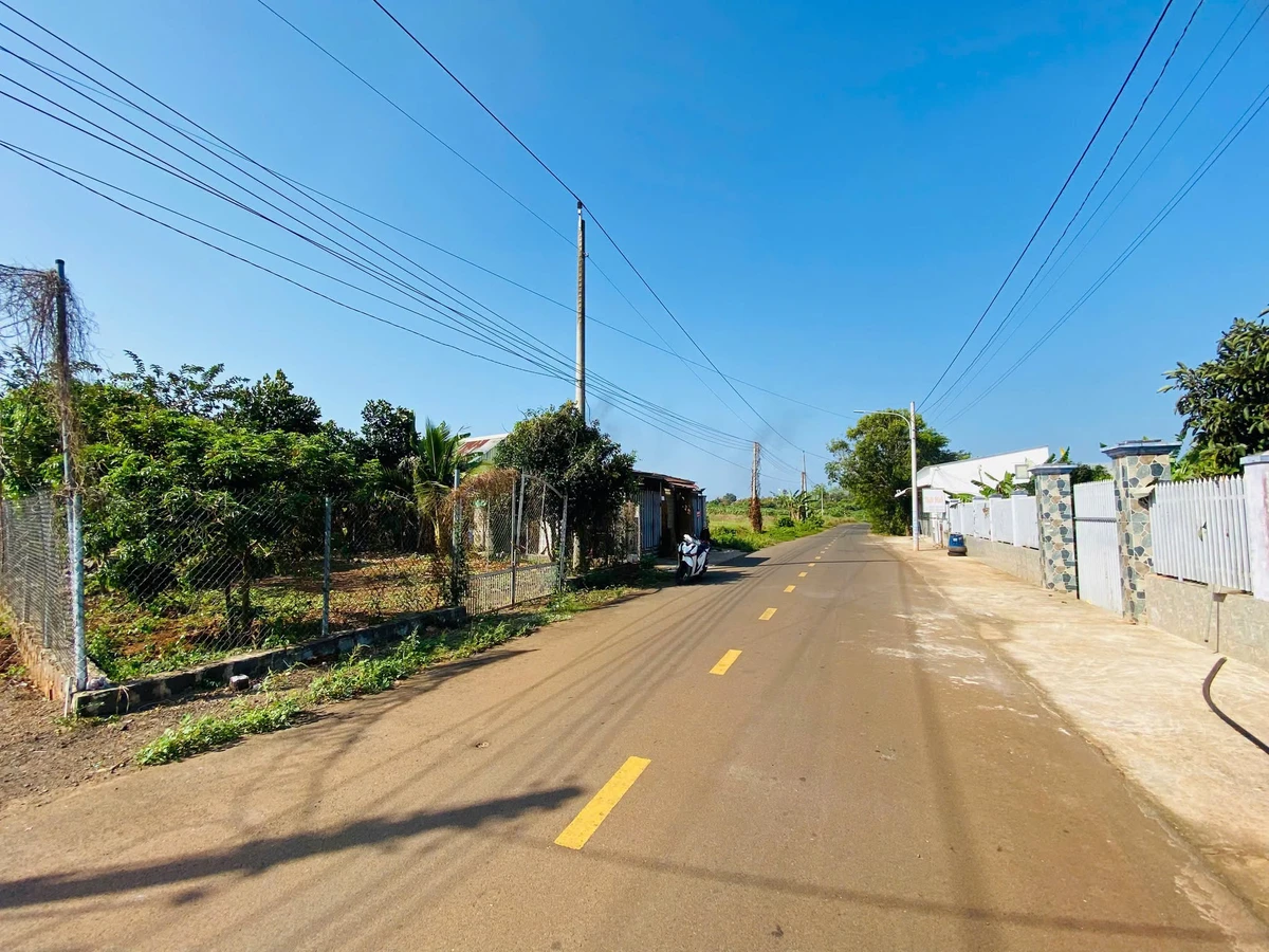 Bán đất Thị Trấn Đất Đỏ 582m2 giá 3 tỷ - Ảnh thu nhỏ 2