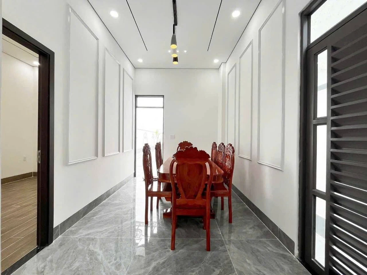 Bán nhà 1 trệt 1 lầu 336m2, 3PN 3WC tại Xã Mỹ Hạnh giá 4,75 tỷ - Ảnh thu nhỏ 5