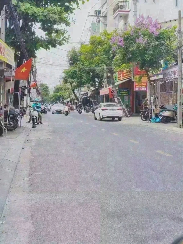Nhà mặt tiền Nguyễn Hoàng Đà Nẵng 64.8m2 9.5 tỷ