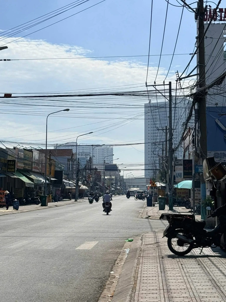 Bán nhà mặt tiền 128m² Thuận Giao, Bình Dương, 5,3 tỷ - Ảnh thu nhỏ 2