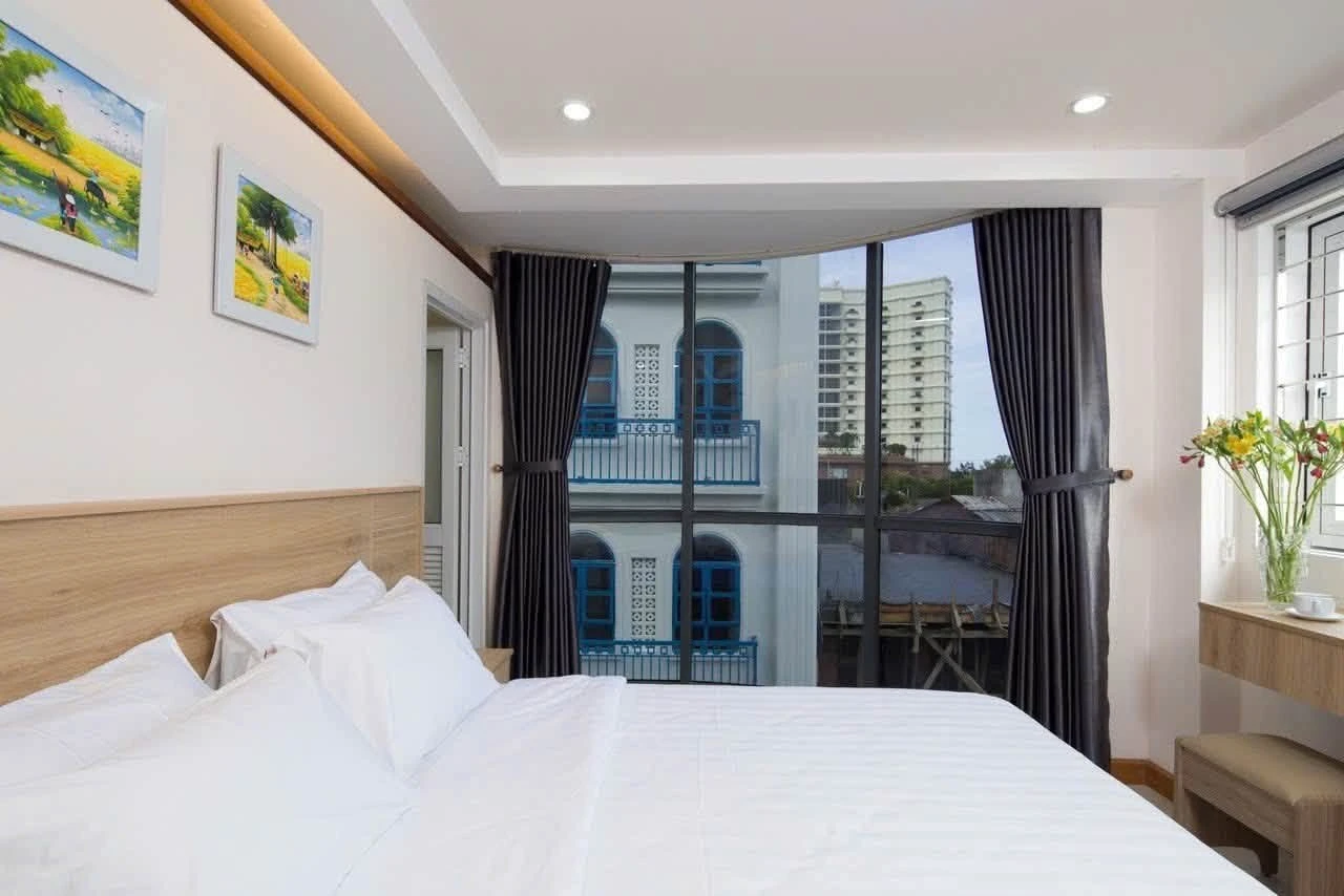 Bán tòa căn hộ 14 phòng 78m2 có thang máy gần biển Mỹ Khê, Đà Nẵng - Ảnh 1