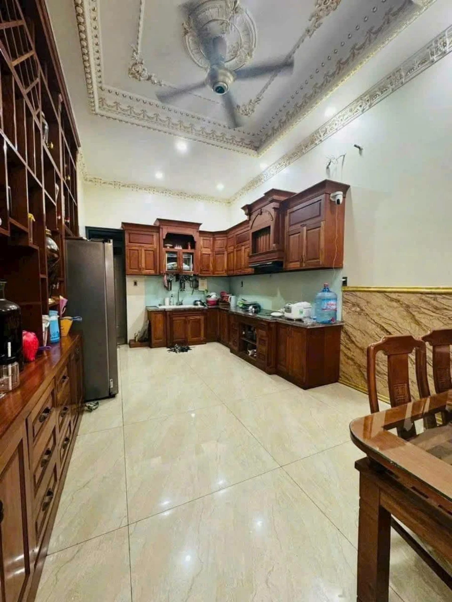 Bán nhà mặt tiền Nguyễn Văn Trỗi, Phú Lợi, 100m² 8,1 tỷ - Ảnh thu nhỏ 4