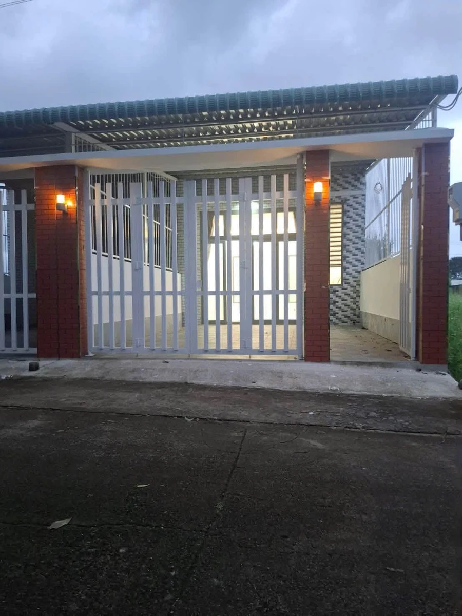 Bán nhà mới 2PN-2WC 60m² Đất Đỏ, TP.HCM 1 tỷ 750 triệu - Ảnh thu nhỏ 2