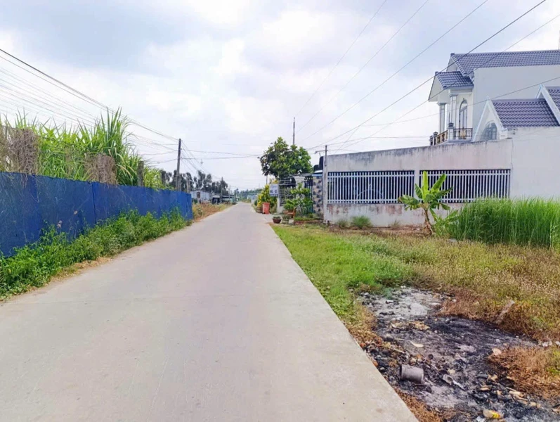 Bán đất thổ cư 165m2 mặt tiền đường đan, xã Bình Đức, Tây Ninh