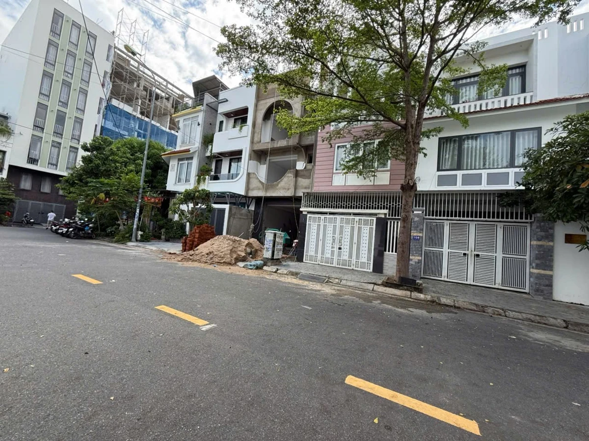 Bán nhà 3 tầng 180m² đường 16m Nha Trang 8,5 tỷ - Ảnh thu nhỏ 2