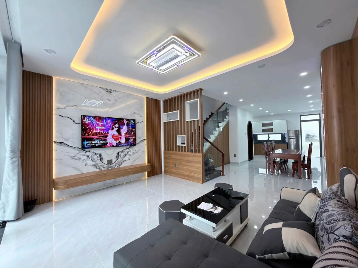 Bán nhà mới 3 tầng 116,28m² đường Đô Lương, khu Bàn Cờ, Nha Trang giá 12,5 tỷ - Ảnh thu nhỏ 4