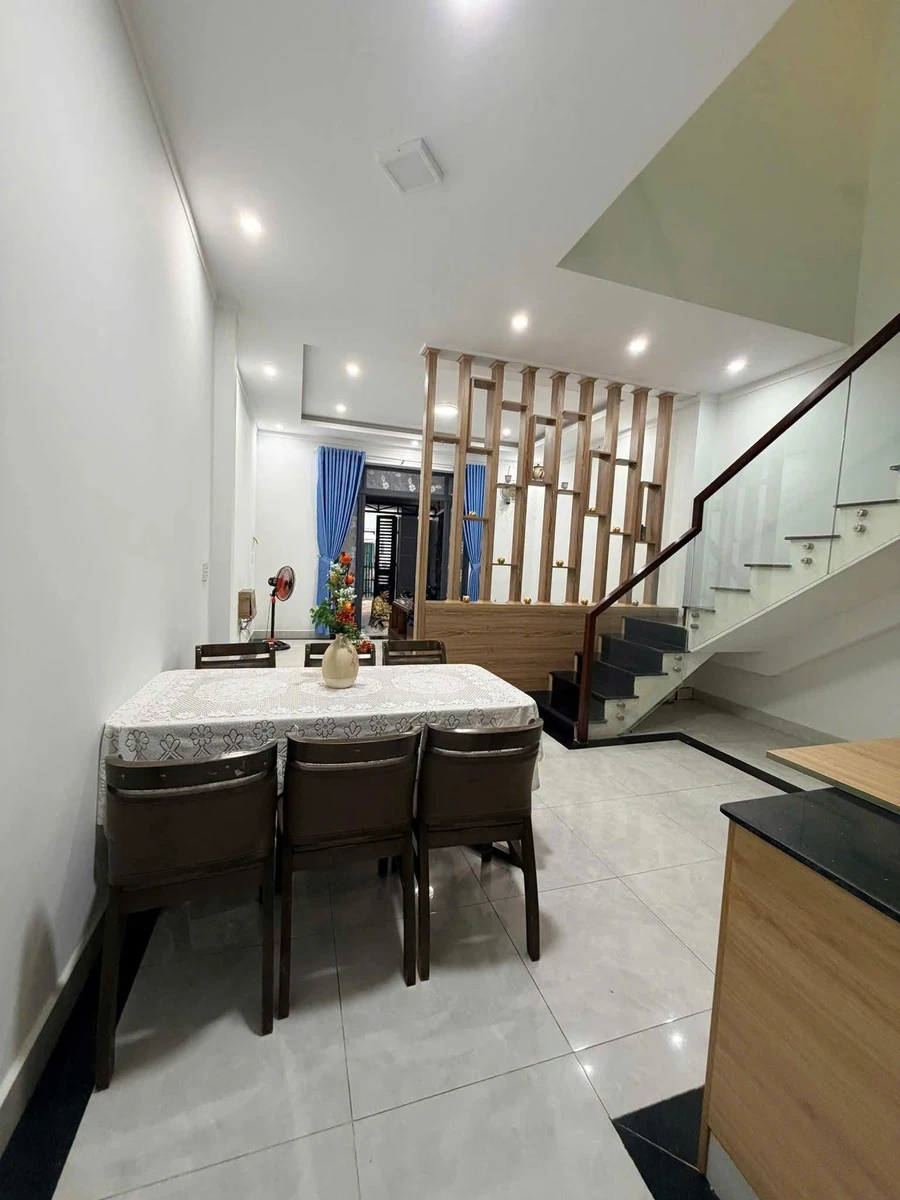 Bán nhà 1 trệt 1 lầu 110m2, 3 phòng ngủ, khu 3 Phú Hòa, Thủ Dầu Một, Bình Dương - Ảnh thu nhỏ 4