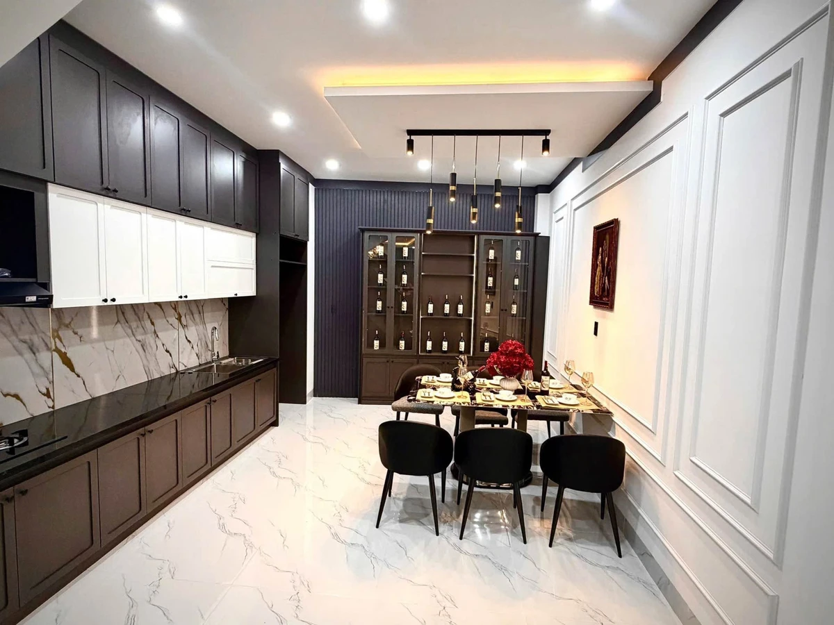 Bán nhà hẻm 2 ô tô 57m² 2PN full nội thất Quận 12 - Ảnh thu nhỏ 4