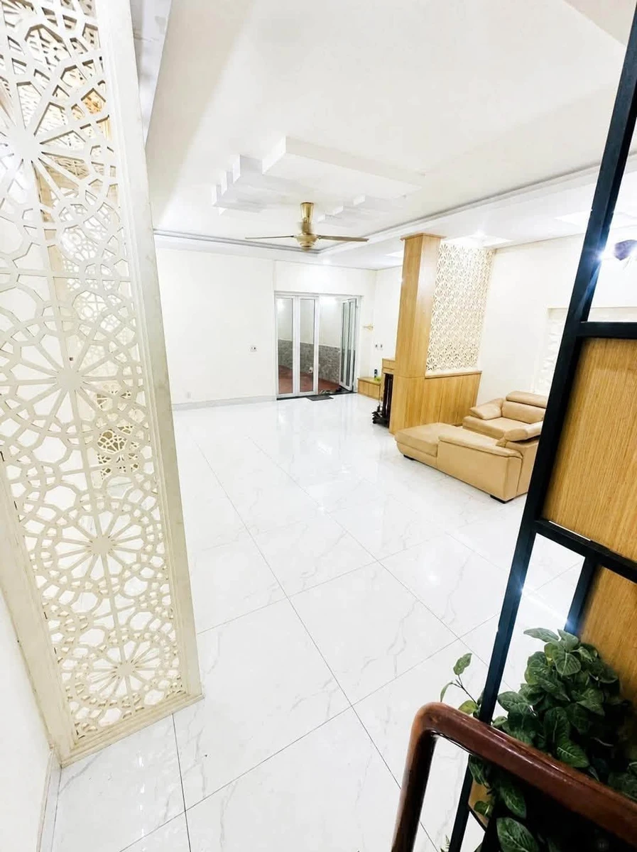 Bán nhà 2 tầng mặt tiền 107m² sổ hồng riêng Trường Thọ, Thủ Đức – 8,6 tỷ - Ảnh thu nhỏ 3