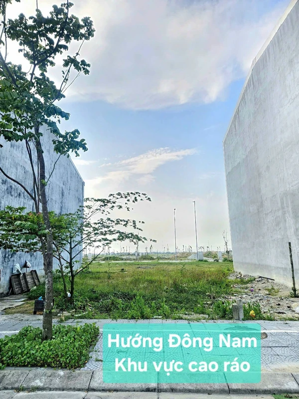 Bán mặt tiền Bãi Sậy 60m² giá 1 tỷ 3 Hương Sơ Huế
