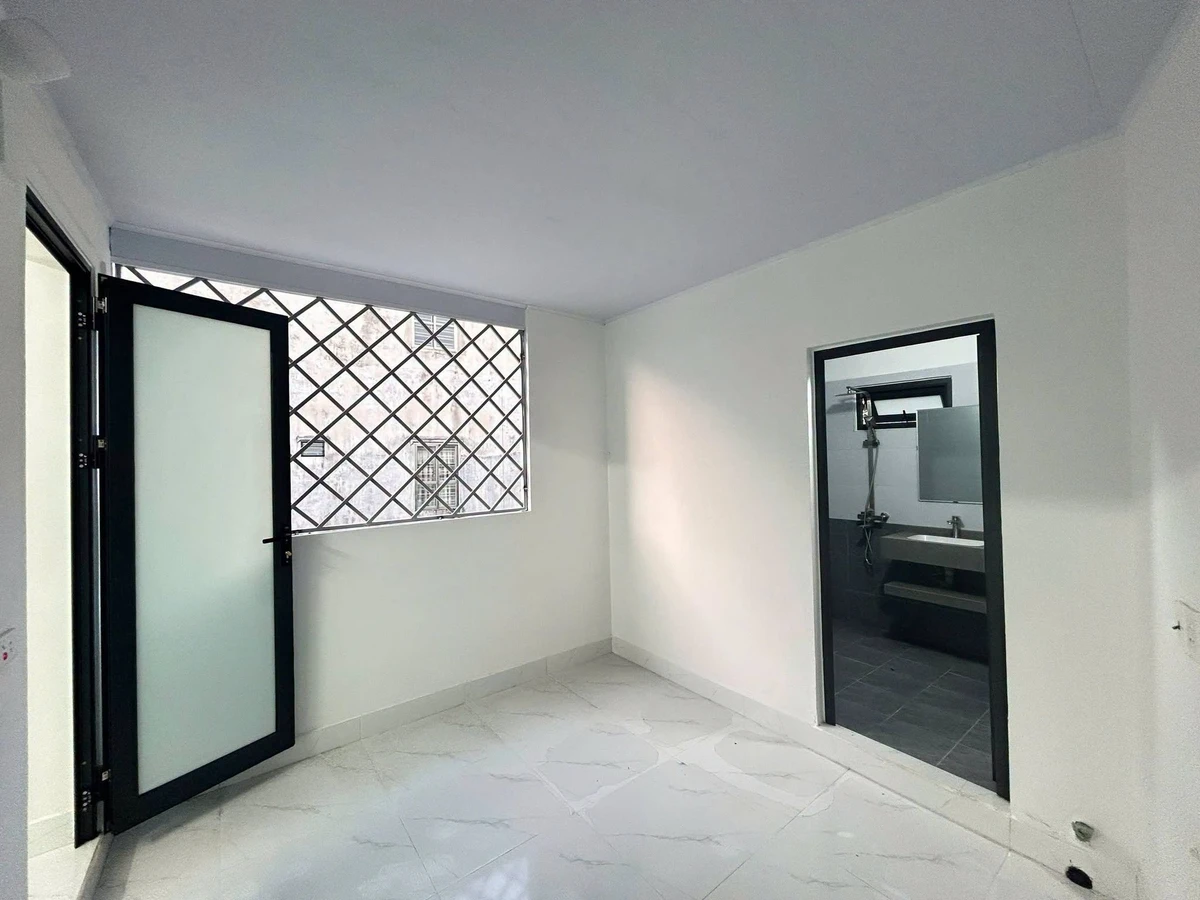 Bán nhà 2 tầng 62m² mặt tiền Phương Lưu Quận 1 - Ảnh thu nhỏ 3