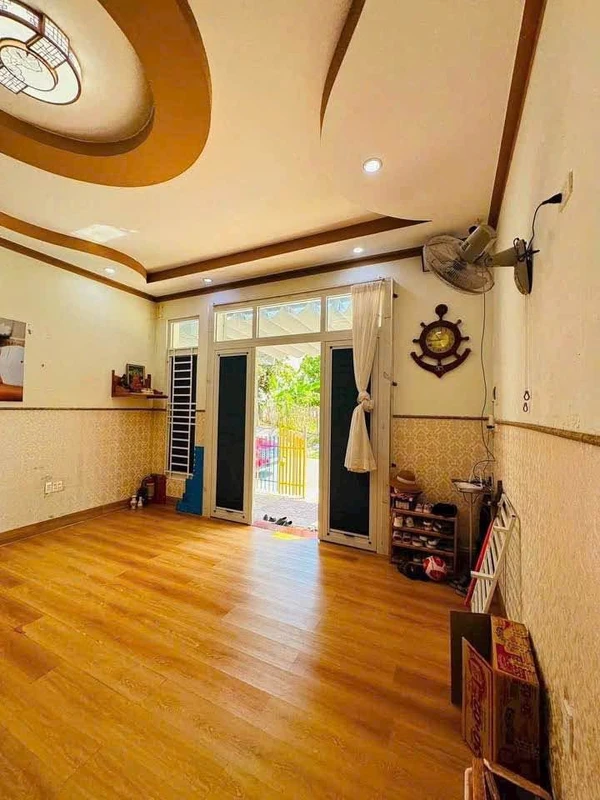 Nhà 1 tầng + lửng 85m2 mặt tiền đường Lương Văn Năm, Lâm Đồng