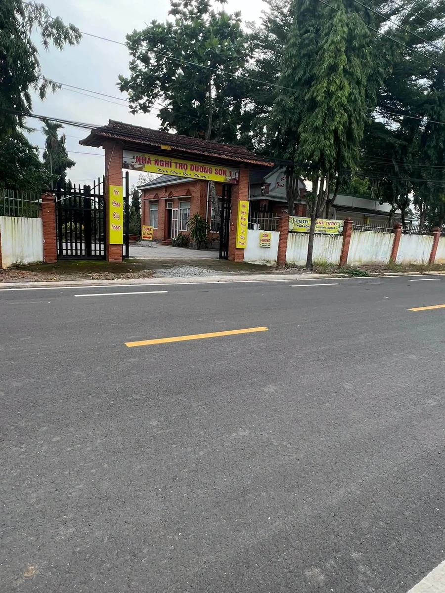 Bán đất 50m² Phùng Hưng, giữa QL13 và Đường 8 - Ảnh 1