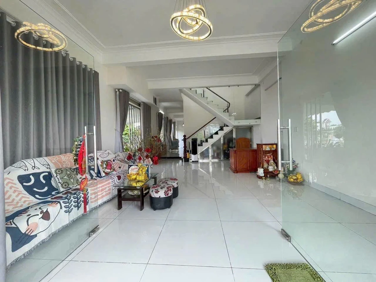 Bán biệt thự 237,5m² mặt tiền KDC Hưng Gia, Tây Ninh 9,6 tỷ - Ảnh thu nhỏ 4