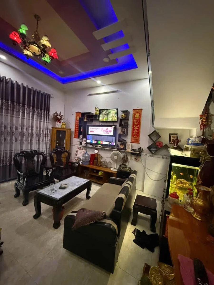 Bán nhà 1 trệt 1 lầu gần 100m² 4PN, Tân Đông Hiệp (Dĩ An cũ), giá 3,99 tỷ - Ảnh thu nhỏ 2