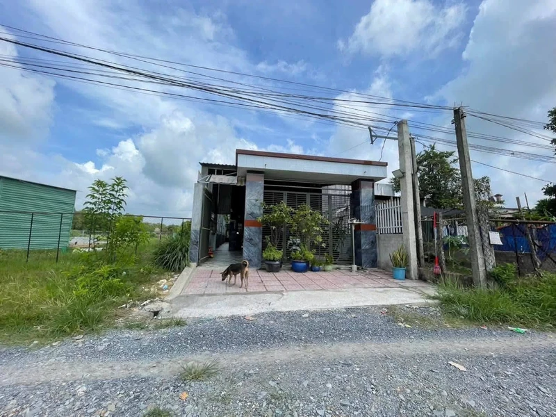 Bán nhà 276m² 3 phòng ngủ Đức Hoà, Long An