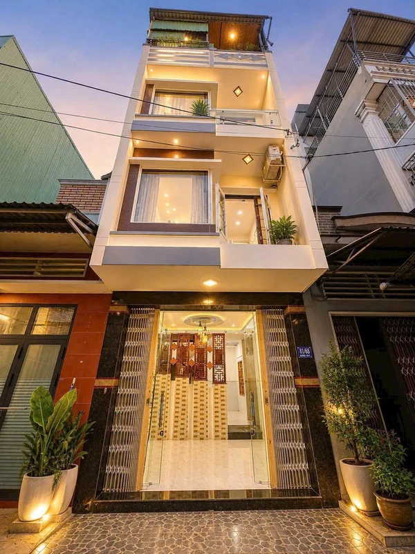 Bán nhà 120m² đường Ngô Mây gần Biển Quy Nhơn, giá 3 tỷ