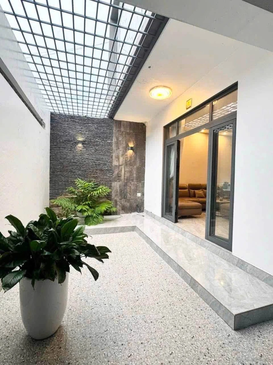 Bán biệt thự mini mặt tiền Văn Cao, Rạch Giá, 200m², 4 PN - Ảnh thu nhỏ 3