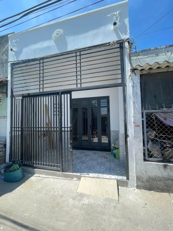 Nhà 1 tỷ 490 50m2 2PN 2WC Long Hải