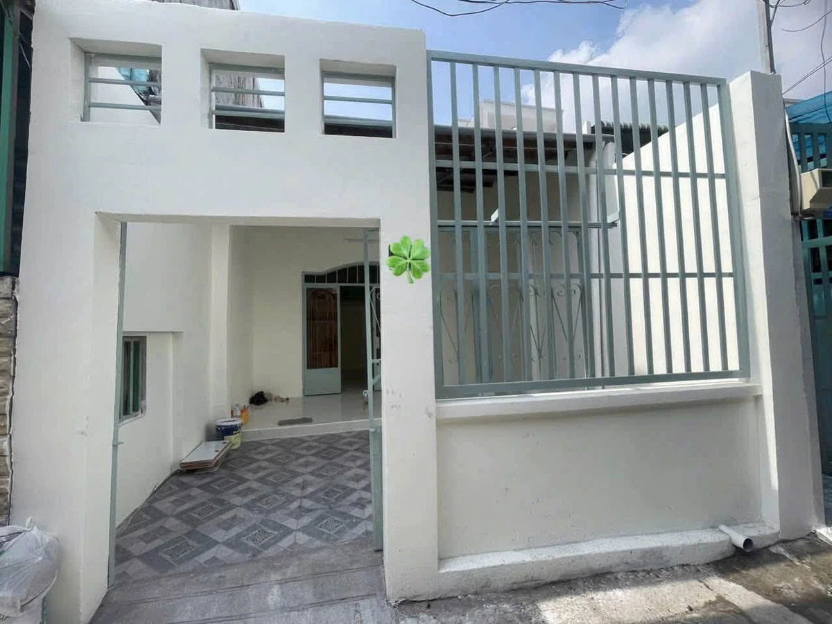 Bán nhà 2 tầng 80m² Đường 1 Linh Xuân Thủ Đức 4 tỷ - Ảnh 1